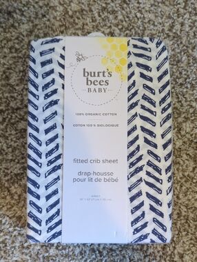 Burt's Bees Baby Navy Chevron Fitted Crib Sheet